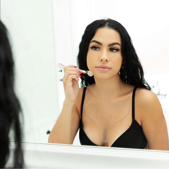 Wrinkle Reducing Décolleté Pads - Picture 7 of 8